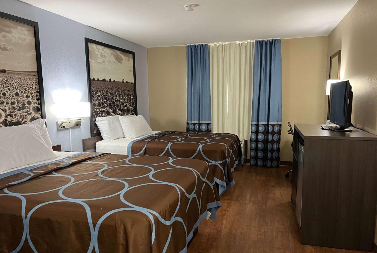 מלון Super 8 By Wyndham Independence Ks מראה חיצוני תמונה