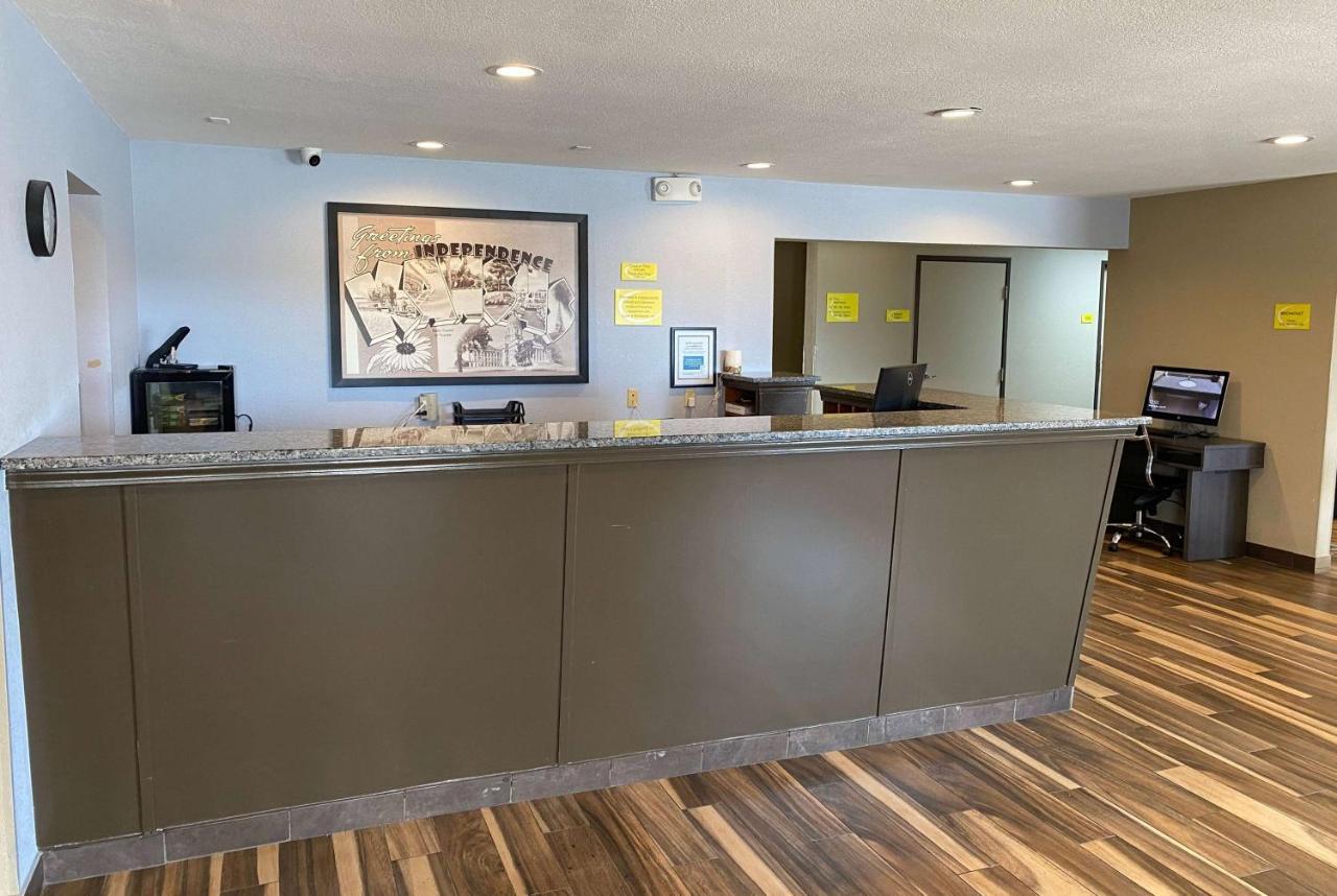 מלון Super 8 By Wyndham Independence Ks מראה חיצוני תמונה